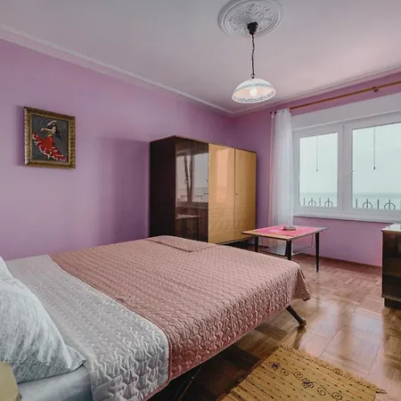 דירה Crveni - A Three Bedroom With A Stunning Sea View אומאג