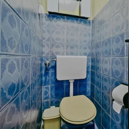 Crveni - A Three Bedroom With A Stunning Sea View דירה *